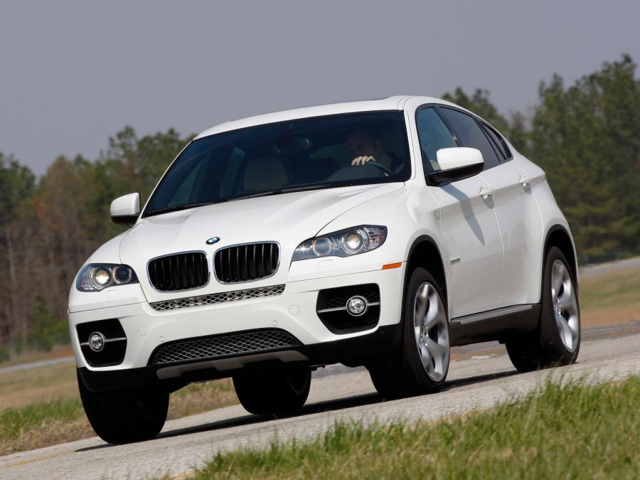  BMW X6 xDrive 3.5i 2008 года  (US) (фото 2 из 16)
